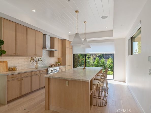 11825 Tennessee Avenue, Los Angeles CA 90064