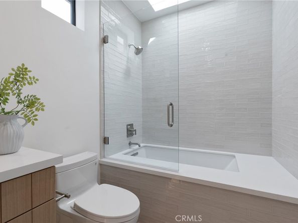 11825 Tennessee Avenue, Los Angeles CA 90064