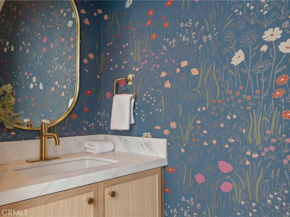 11825 Tennessee Avenue, Los Angeles CA 90064