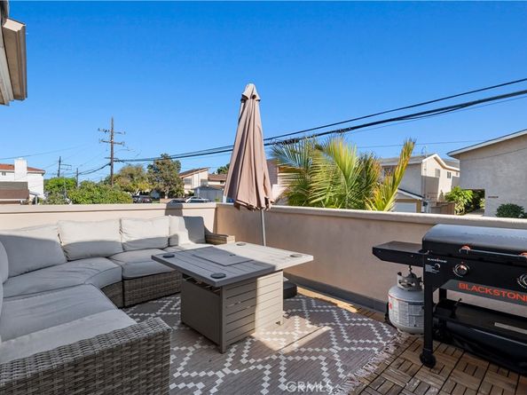 2213 Carnegie Lane A, Redondo Beach CA 90278