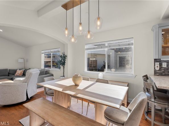 2213 Carnegie Lane A, Redondo Beach CA 90278