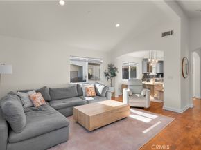 2213 Carnegie Lane A, Redondo Beach CA 90278