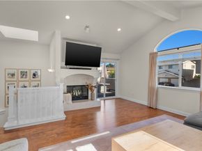 2213 Carnegie Lane A, Redondo Beach CA 90278