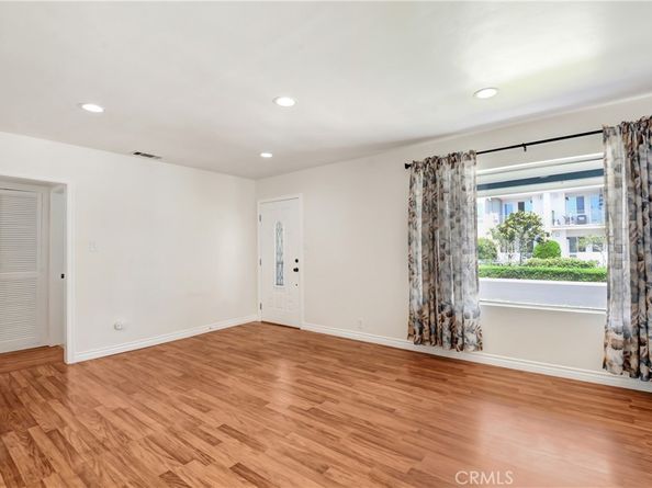 5526 W 117th Street, Inglewood CA 90304