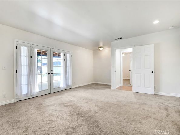 5526 W 117th Street, Inglewood CA 90304