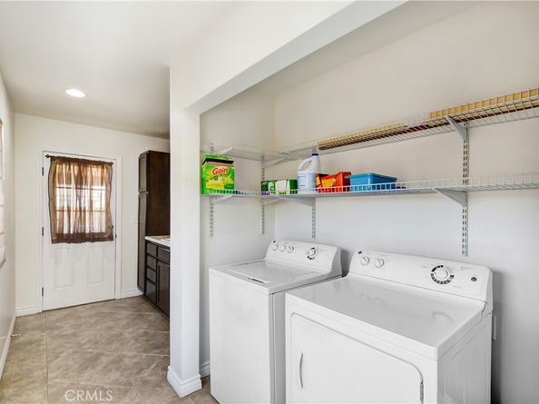 5526 W 117th Street, Inglewood CA 90304