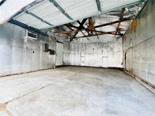 1428 W 89th Street, Los Angeles CA 90047