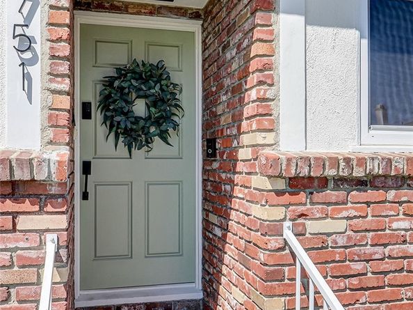 3751 Mcnab Avenue, Long Beach CA 90808