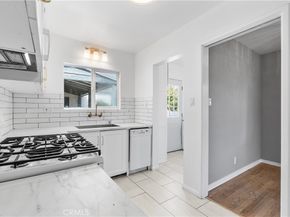 2535 S S Bundy, West Los Angeles CA 90064