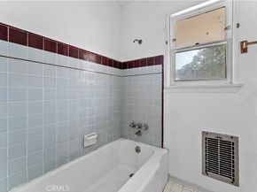 2511 4th Street 1/2, Santa Monica CA 90405