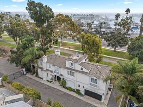 1020 Harbor Crossing Lane, Marina Del Rey CA 90292