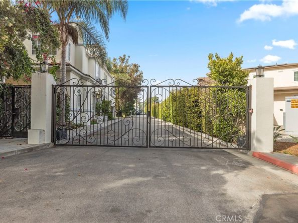 1020 Harbor Crossing Lane, Marina Del Rey CA 90292