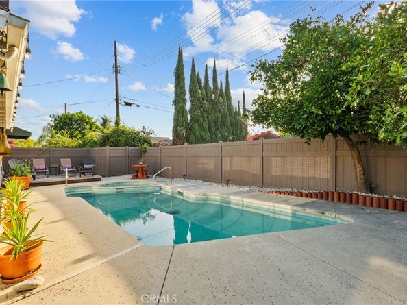 9548 Cedros Avenue, Panorama City CA 91402