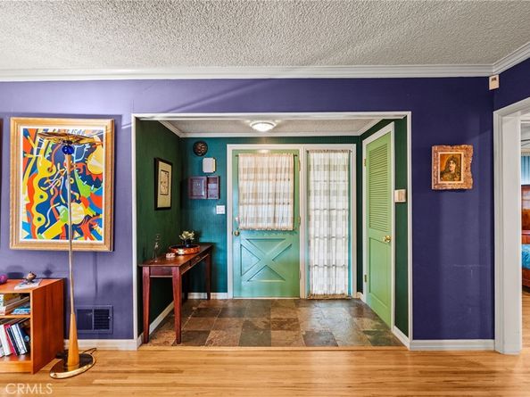 9548 Cedros Avenue, Panorama City CA 91402