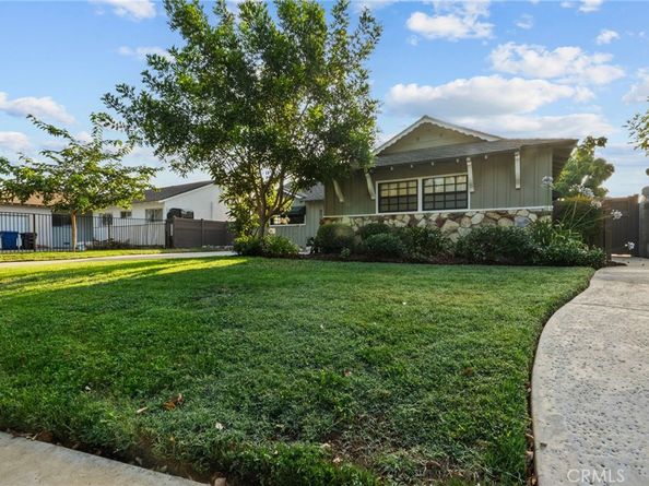 9548 Cedros Avenue, Panorama City CA 91402