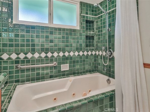 17654 Prairie Street, Northridge CA 91325
