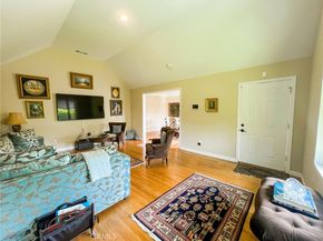 542 N Kilkea Drive, Los Angeles CA 90048