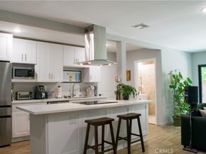 542 N Kilkea Drive, Los Angeles CA 90048