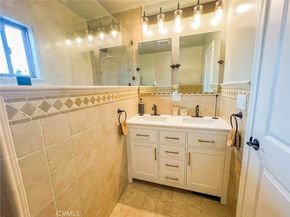 542 N Kilkea Drive, Los Angeles CA 90048