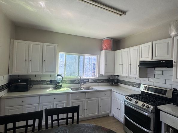 5102 Woodlawn Avenue, Los Angeles CA 90011