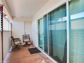 22459 Venido, Woodland Hills CA 91364
