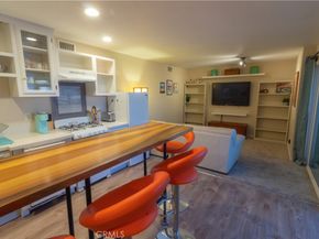 22459 Venido, Woodland Hills CA 91364