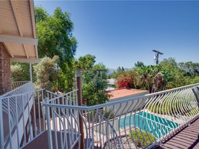 22459 Venido, Woodland Hills CA 91364