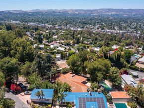 22459 Venido, Woodland Hills CA 91364