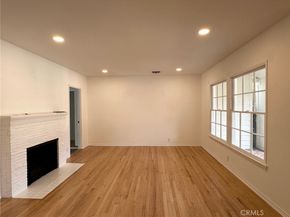 15440 Dickens Street, Sherman Oaks CA 91403