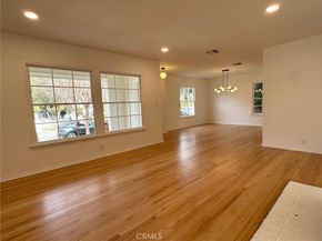 15440 Dickens Street, Sherman Oaks CA 91403