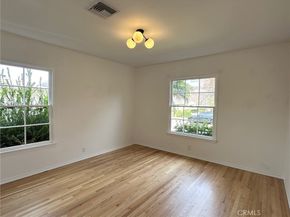 15440 Dickens Street, Sherman Oaks CA 91403
