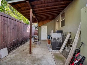 7113 Encino Avenue, Lake Balboa CA 91406