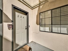 10894 Olinda 224, Sun Valley CA 91352