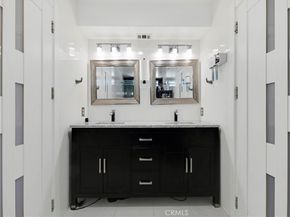 10894 Olinda 224, Sun Valley CA 91352