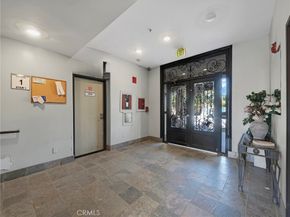 10894 Olinda 224, Sun Valley CA 91352