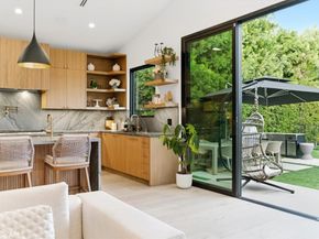 5324 Amigo, Tarzana CA 91356