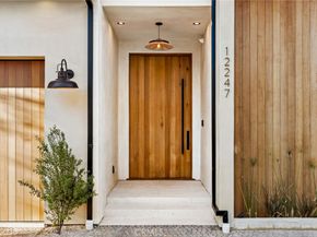 12247 Addison, Valley Village CA 91607
