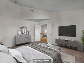 18347 Saticoy Street 39, Reseda CA 91335