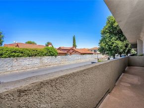 18347 Saticoy Street 39, Reseda CA 91335