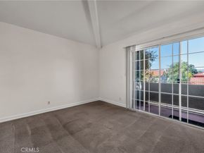 18347 Saticoy Street 39, Reseda CA 91335