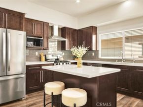 9237 Wakefield Avenue 11, Panorama City CA 91402