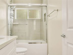 9237 Wakefield Avenue 11, Panorama City CA 91402