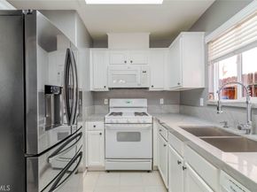 8554 Burnet Avenue 145, North Hills CA 91343