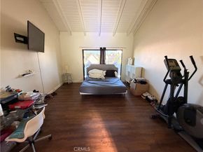 8341 De Soto 10, Canoga Park CA 91304
