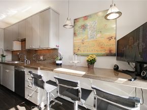 4949 Genesta Avenue 308, Encino CA 91316