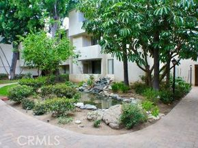 5325 Newcastle 322, Encino CA 91316