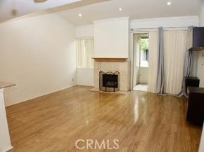5325 Newcastle 322, Encino CA 91316