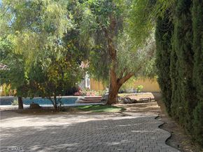 5717 MELVIN Avenue, Tarzana CA 91356