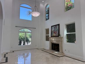 5717 MELVIN Avenue, Tarzana CA 91356