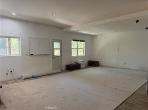 5717 MELVIN Avenue, Tarzana CA 91356